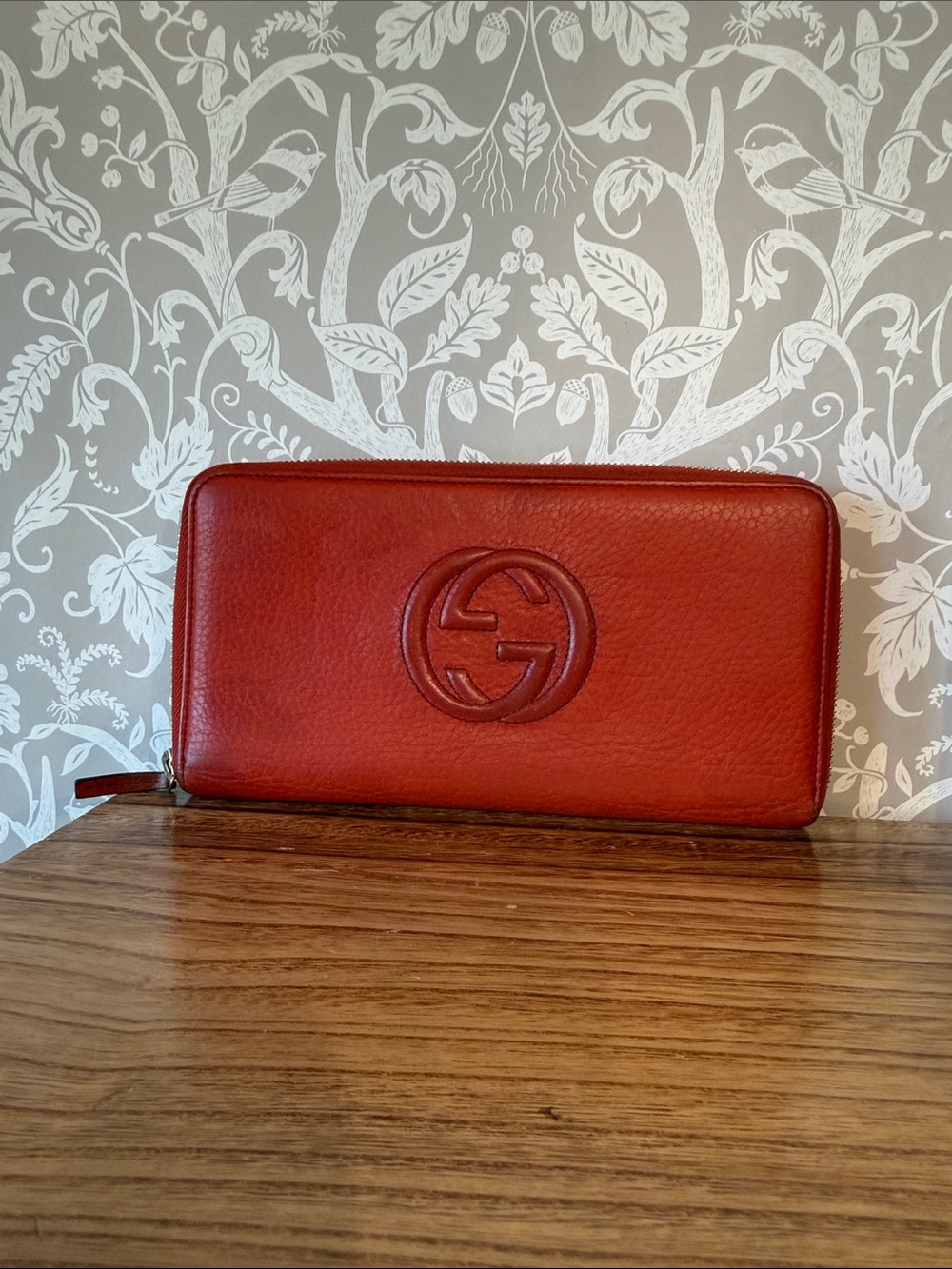 Gucci Soho Zip Around Wallet Red Pebbled Leather Gold Hardware